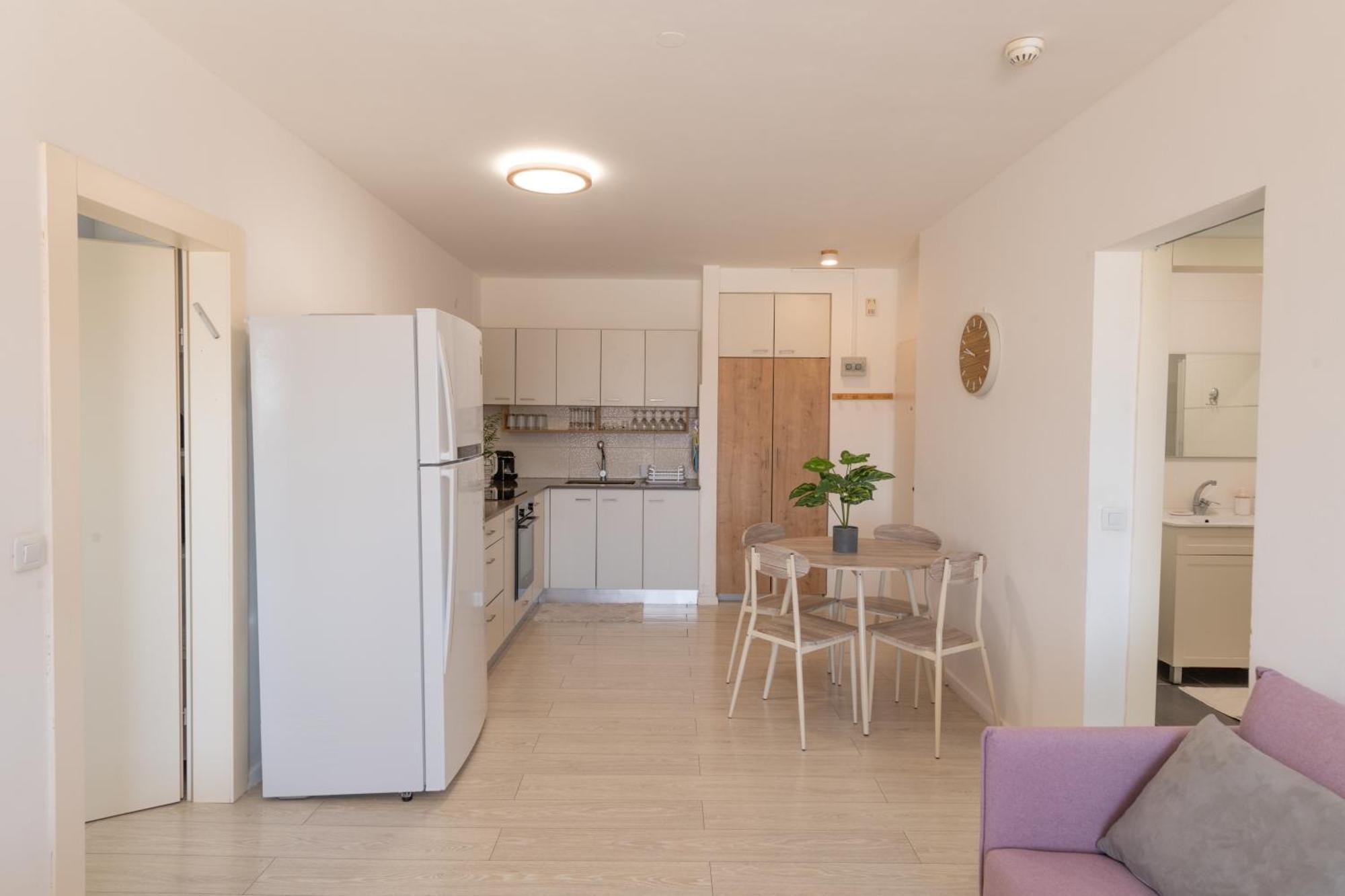 Spring Vacation-amazing Pool Apartment Eilat